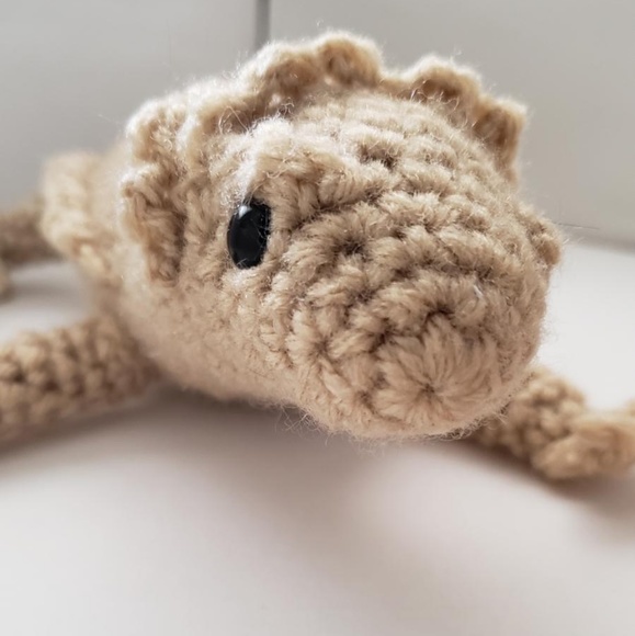 Hand Made Bearded Dragon Amigurumi - Picture 4 of 6